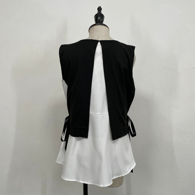 240113 - Black & White Top
