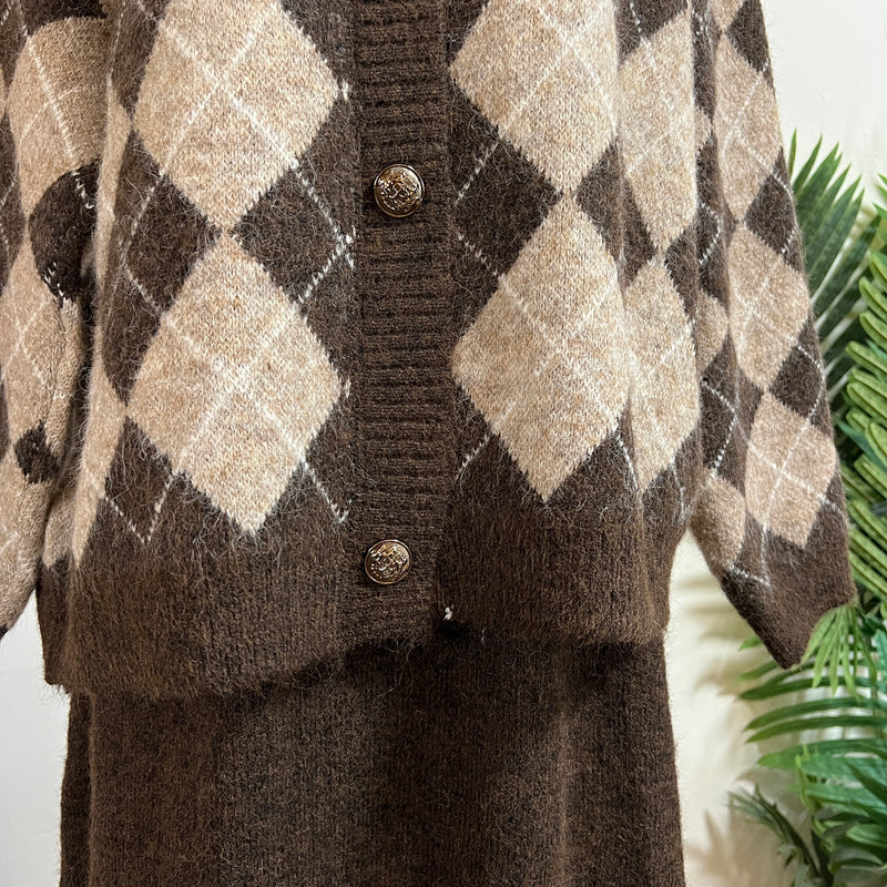 251414 - Jacket + Skirt