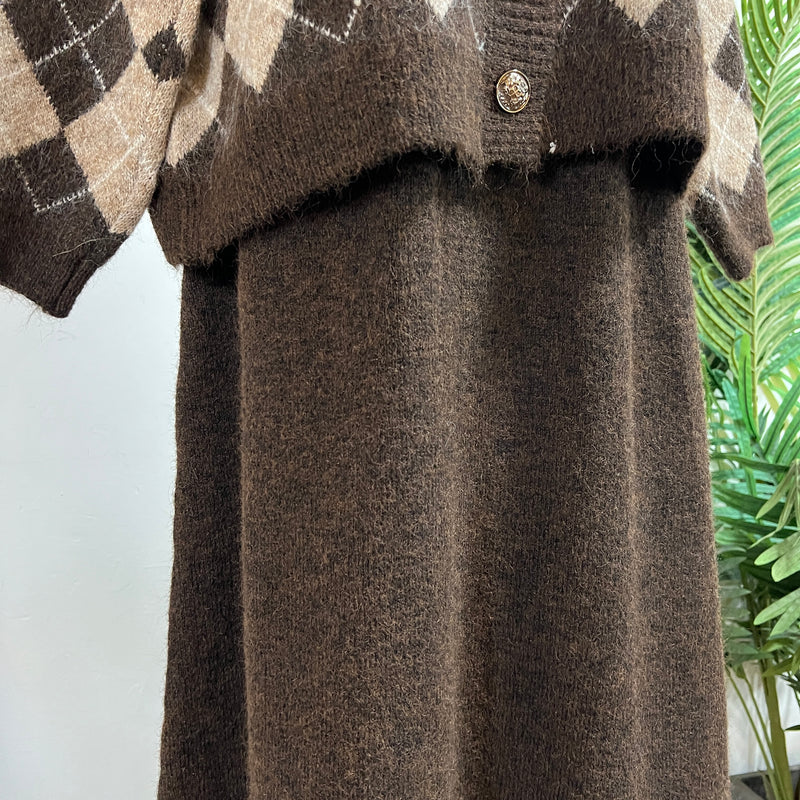 251414 - Jacket + Skirt