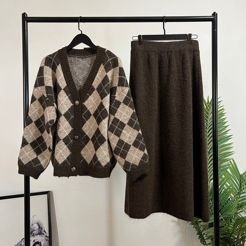 251414 - Jacket + Skirt