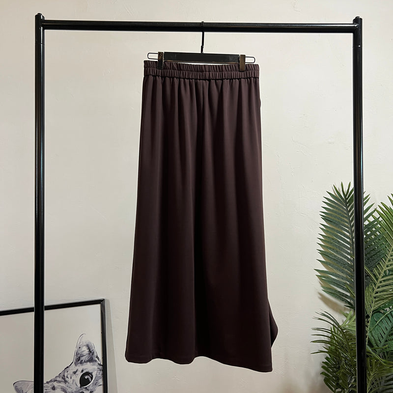 251439 - A Line Skirt