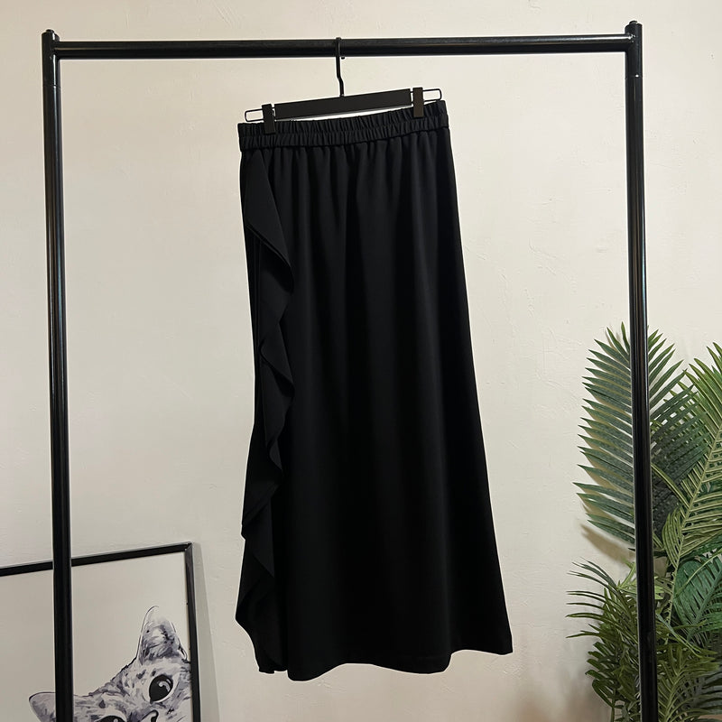 251439 - A Line Skirt