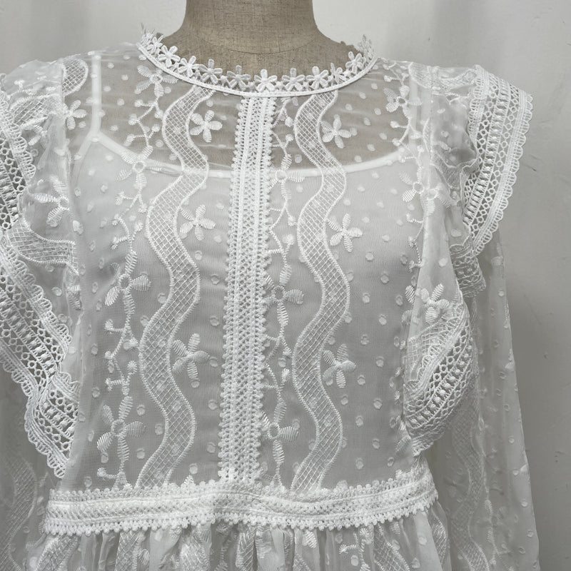 230893 - Embroidered Ruffle Top(📣 New Item 📣)