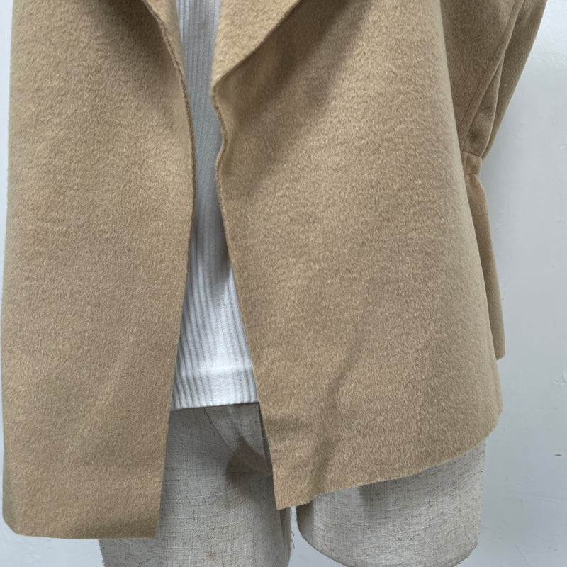 230926 - Slim Sleeveless Jacket