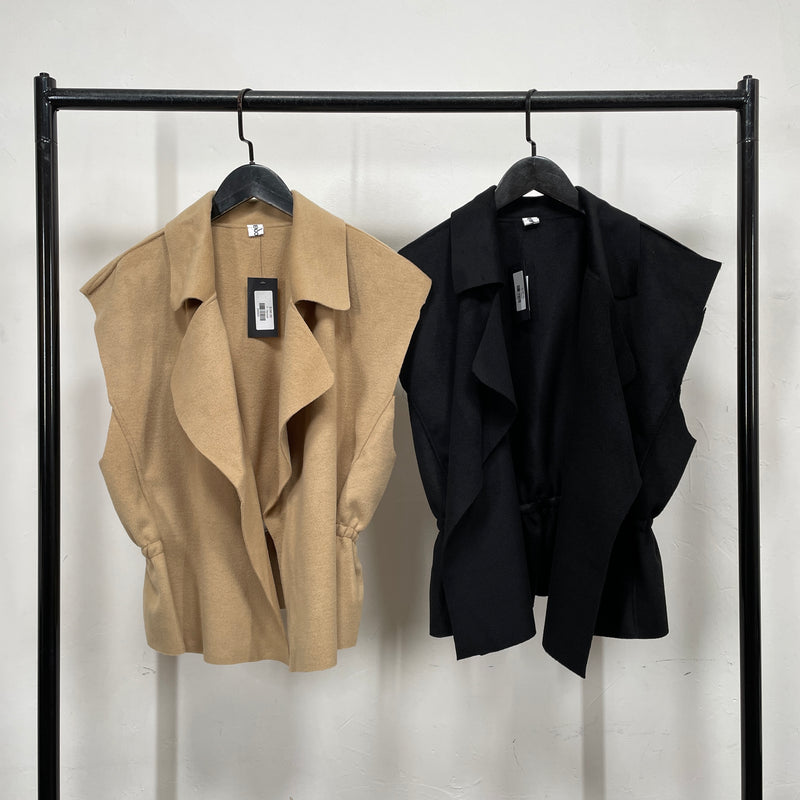230926 - Slim Sleeveless Jacket – URBANCOTTAGEHK