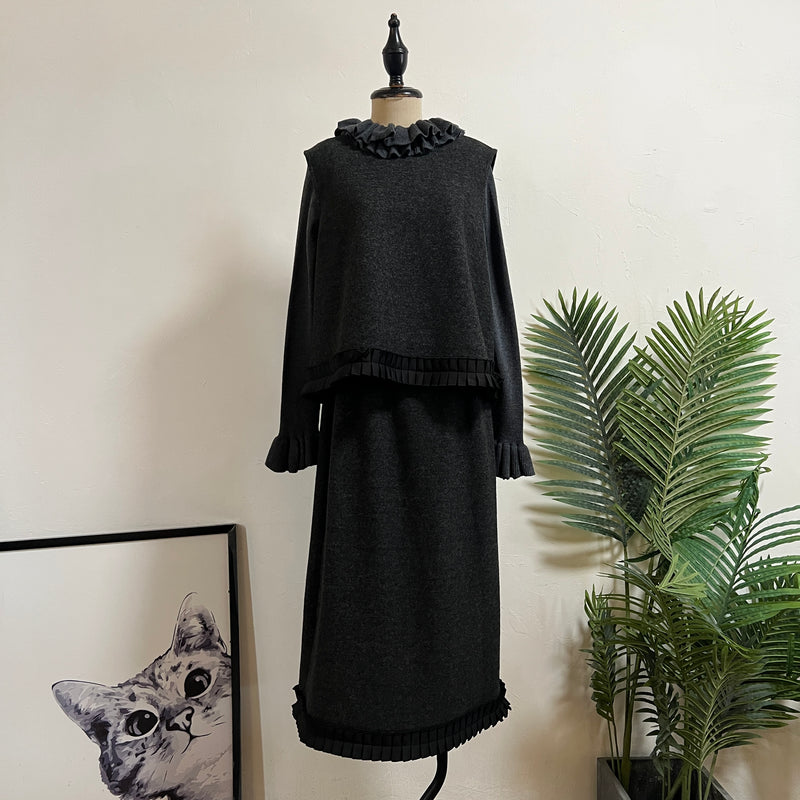 251445 - Three Piece Set