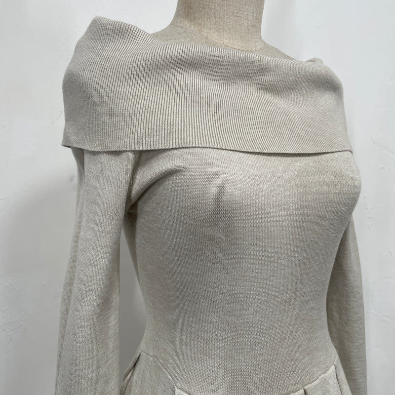 230923 - Off Shoulder Knitting Dress (10% Off)