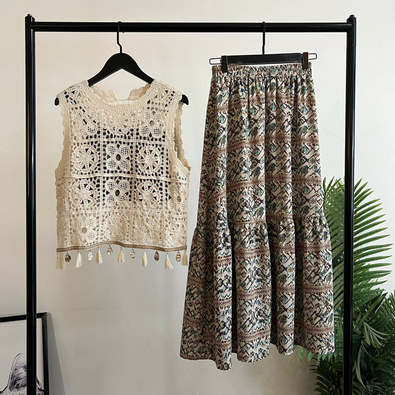 250639 - Top + Skirt