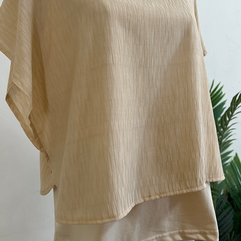 250091 - Round Neck Top
