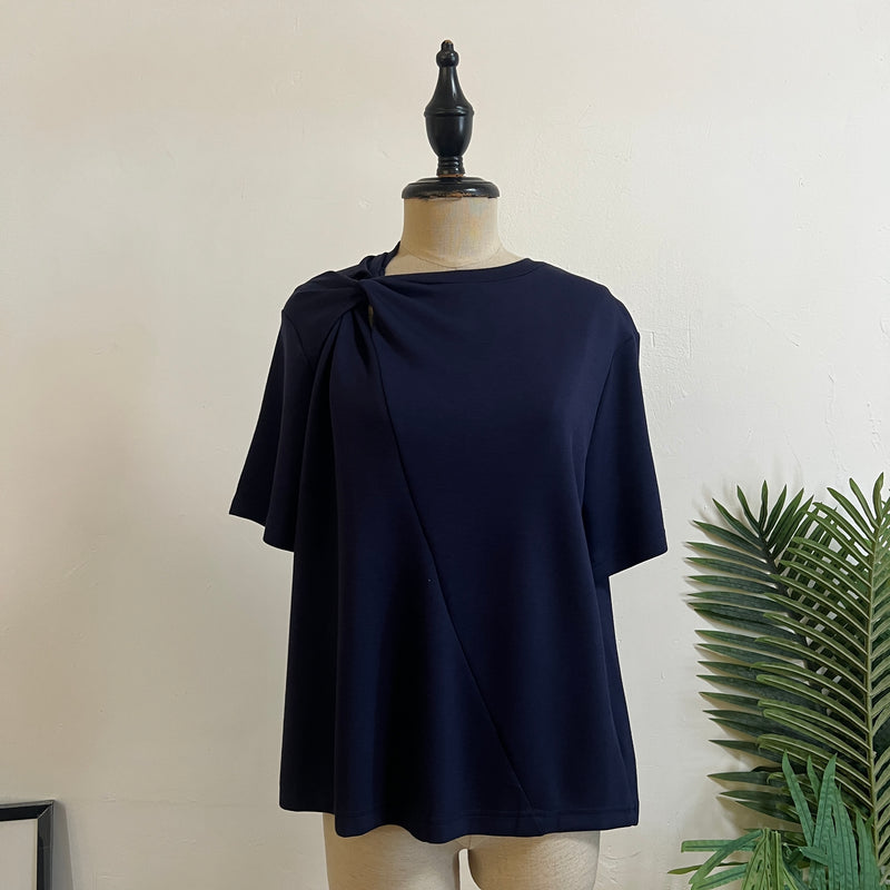 250631 - Twist Neck Top