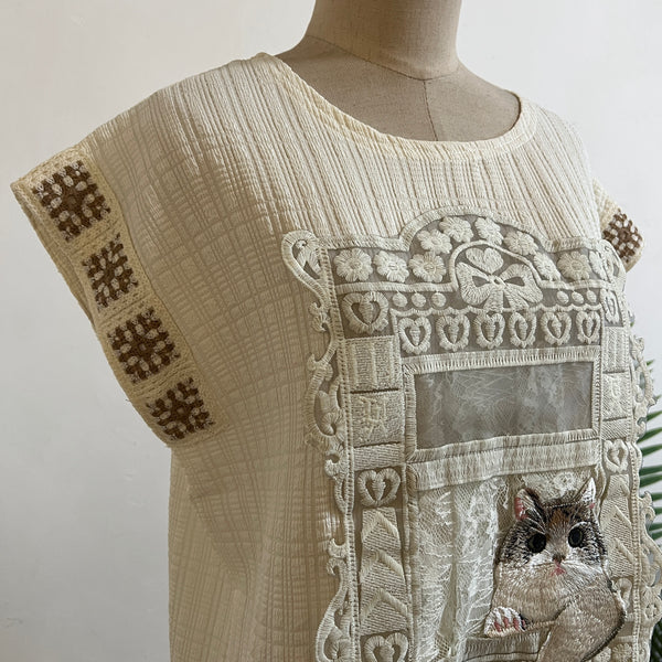 250637 - Cat Top