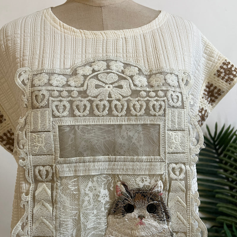 250637 - Cat Top