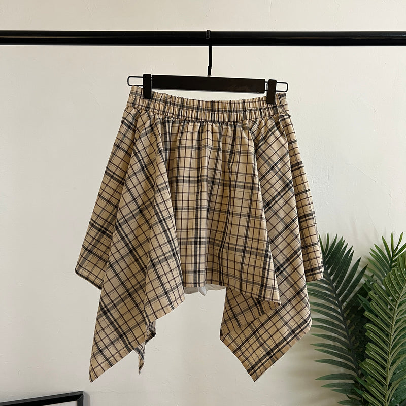 250118 - Short Skirt