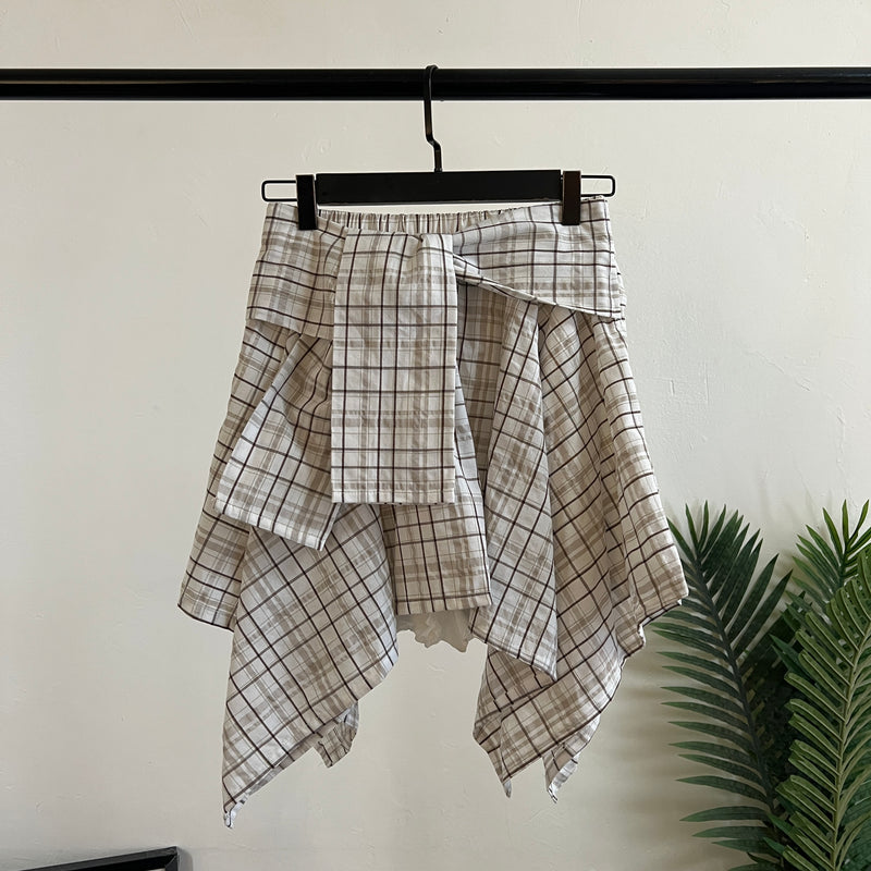250118 - Short Skirt