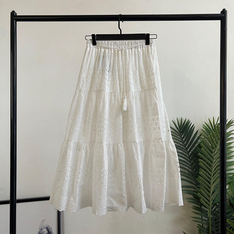 250102 - Lace Skirt