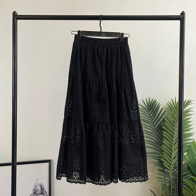 250102 - Lace Skirt