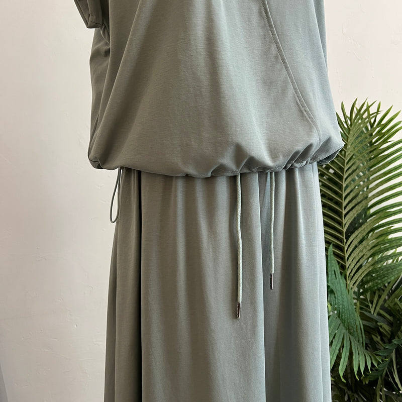 250694 - Top + Skirt