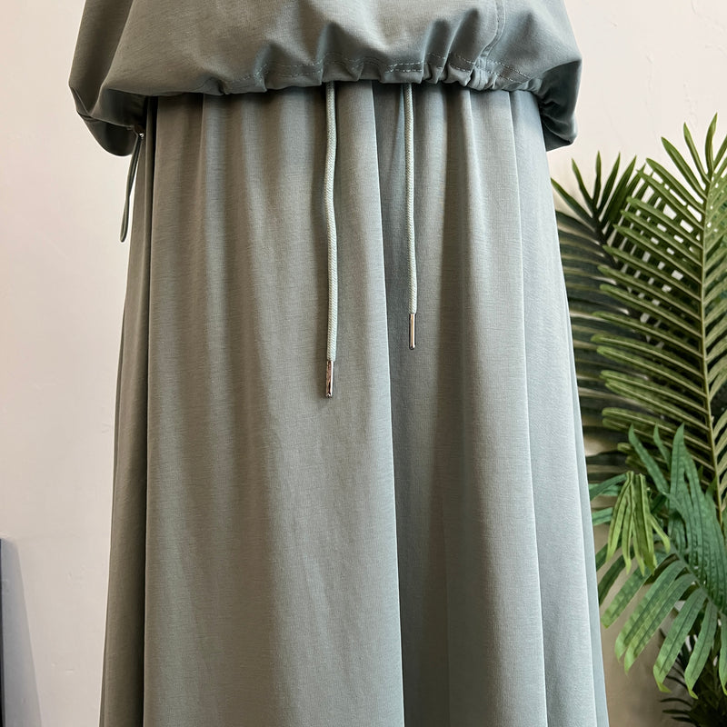 250694 - Top + Skirt
