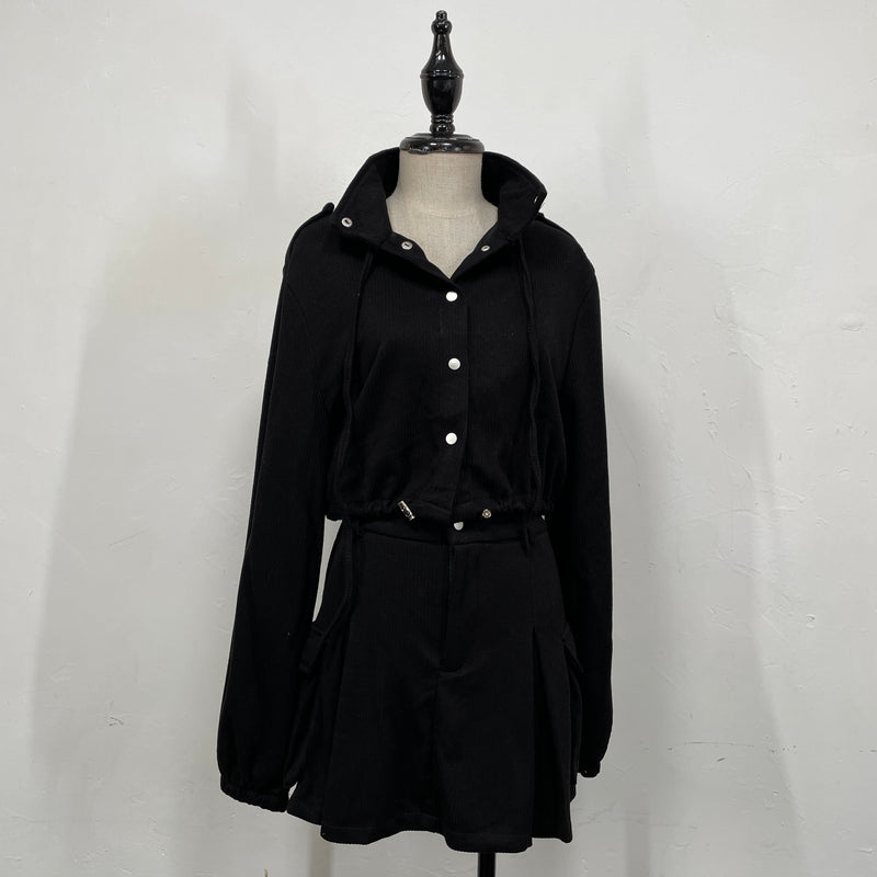 231010 - Top + Skirt Set
