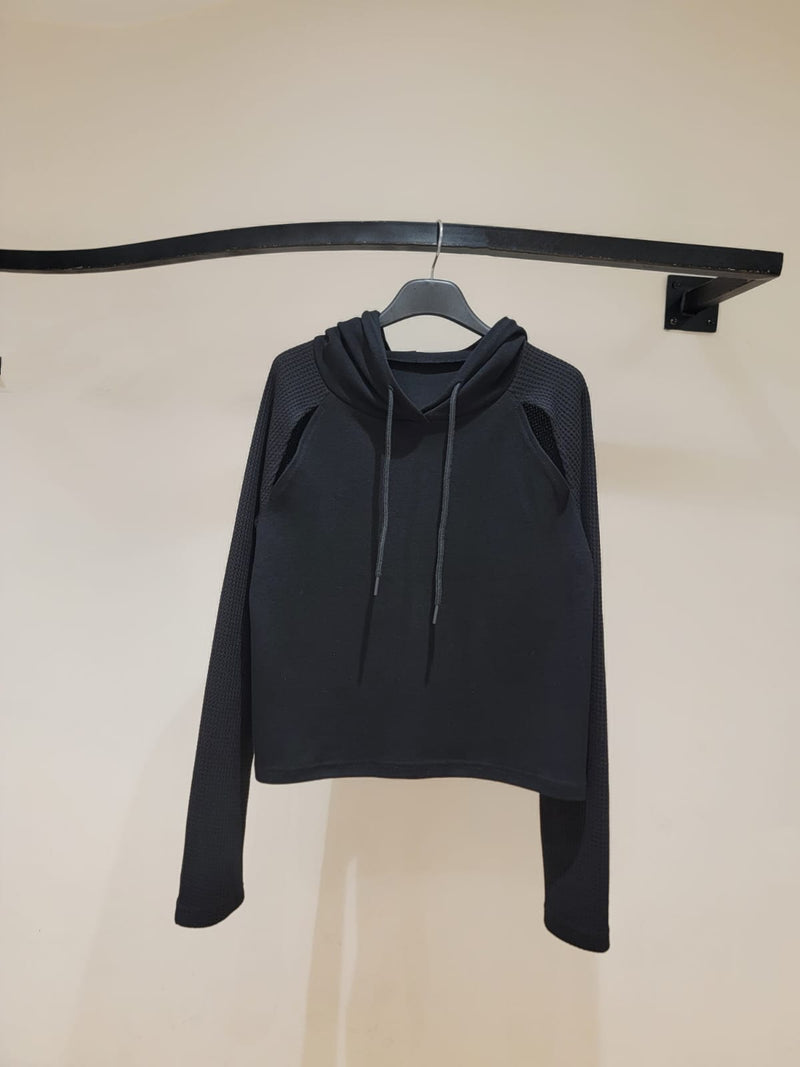 230989 - Sporty Top