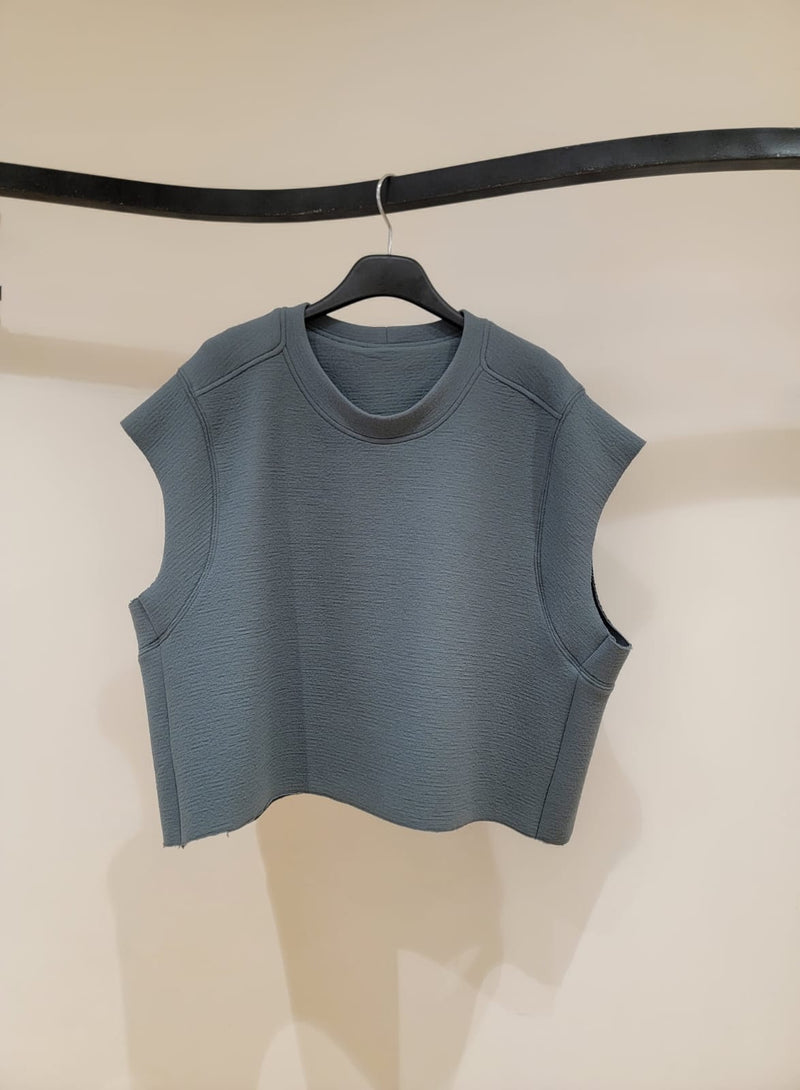 231114 - Vest Top
