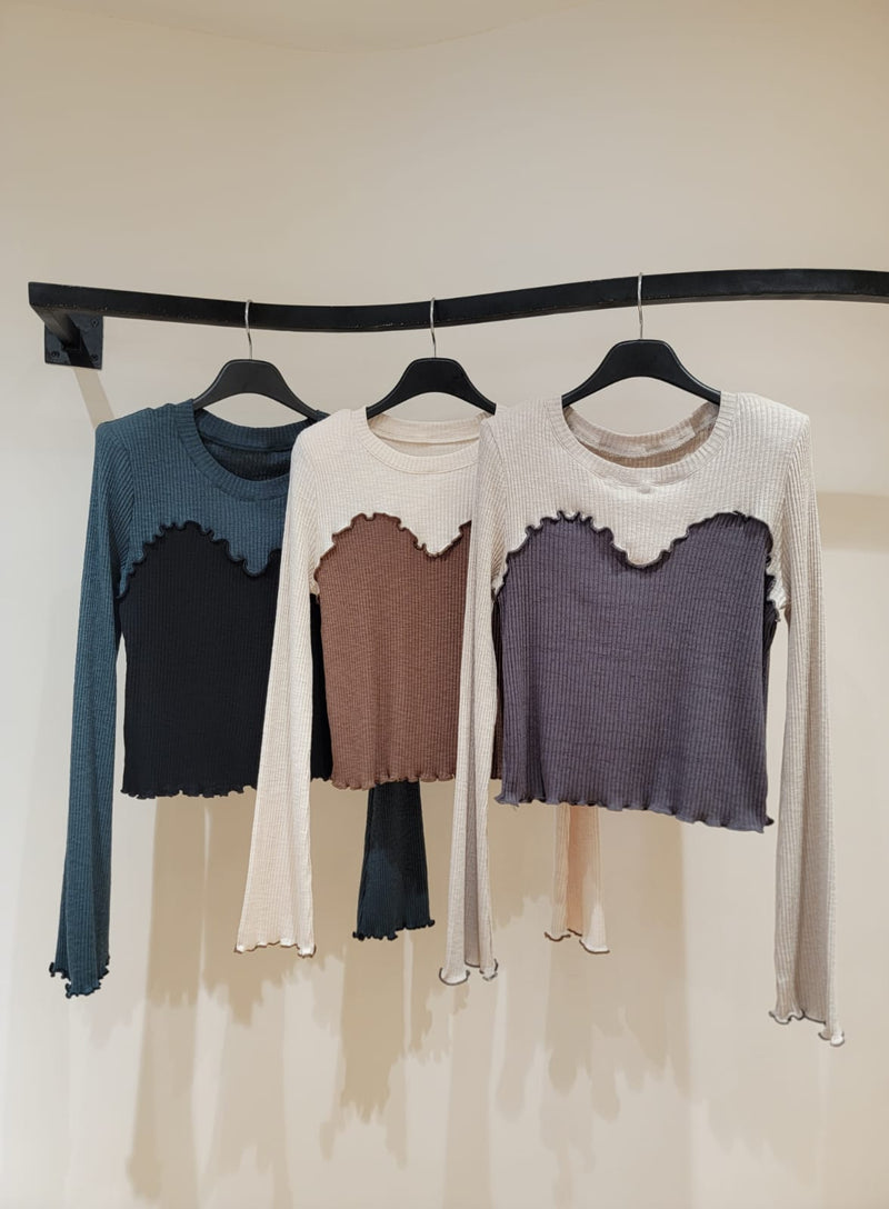 231126 - Knit Top (⌛️ Pre Order ⌛️)