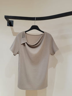 250301 - Basic Top