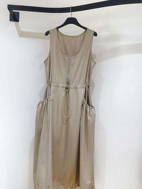 240418 - Vest Dress