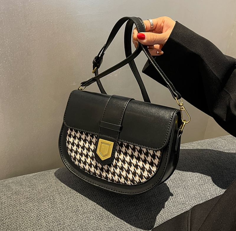 220988 - Bag