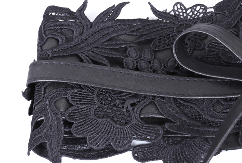 220978 - Lace Belt