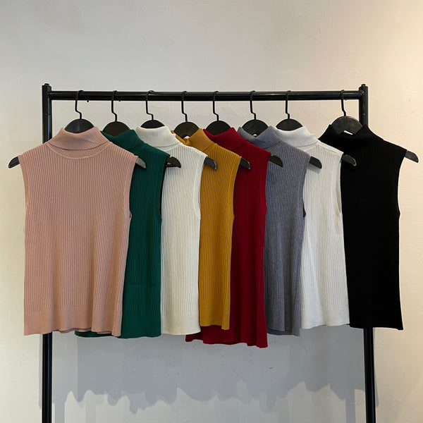 211482 - Turtleneck Top