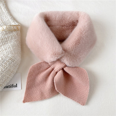 211590 - Furry Scarf (📣 New Item 📣)