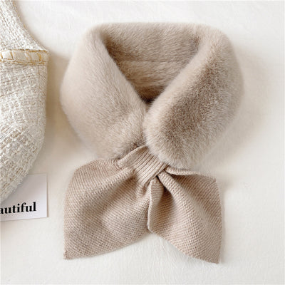 211590 - Furry Scarf (📣 New Item 📣)