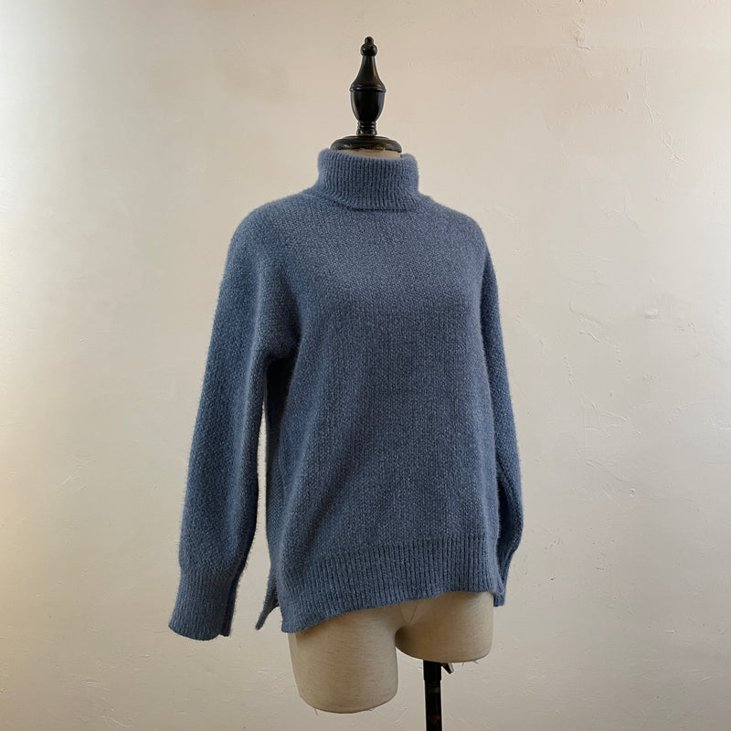 211738 - Woollen Top
