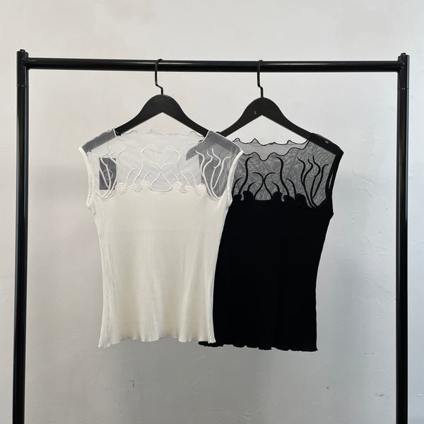 220213 - Lace Top