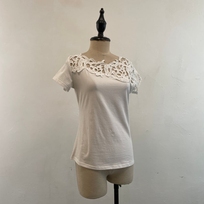 220261 - Hook Flower Top