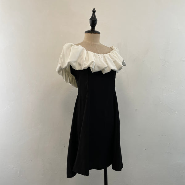 220301 - Off Shoulder Dress