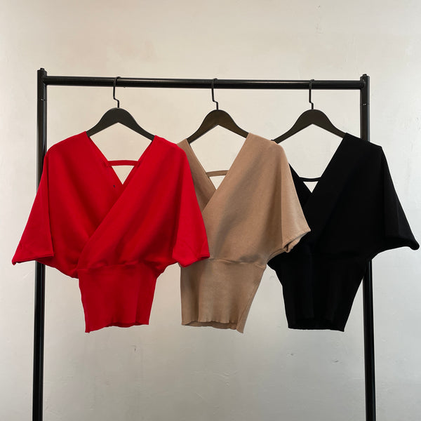 220318 - Knitting Top