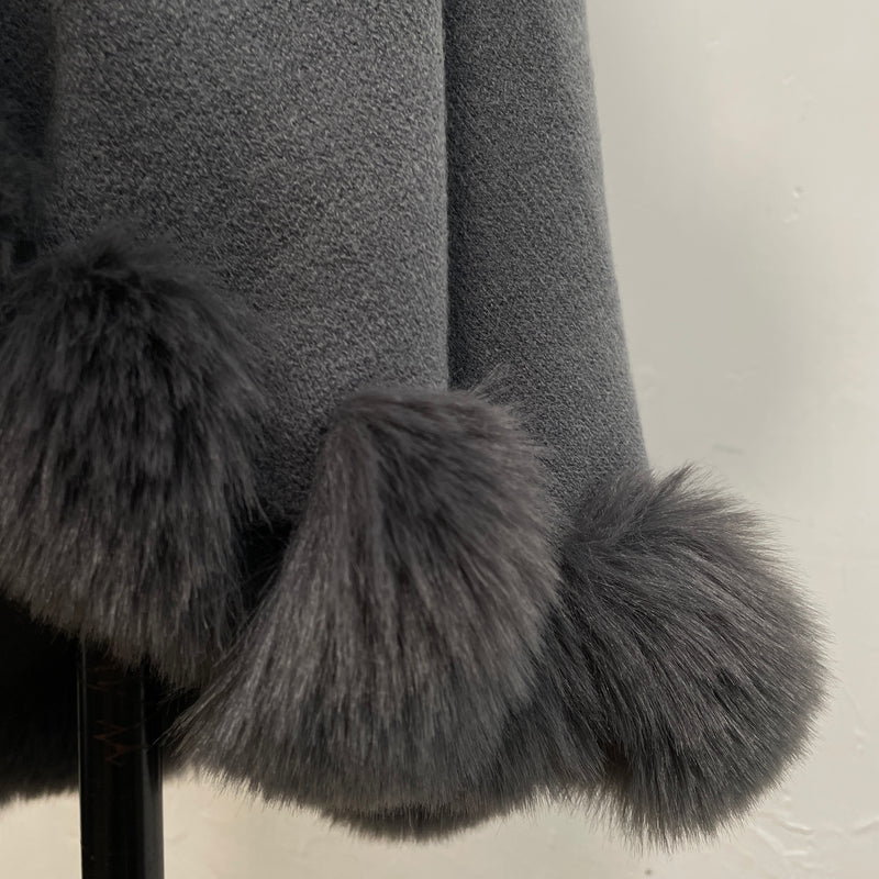 221649 - Faux Fur Trim Cloak (⌛️ Pre Order ⌛️)